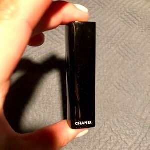 CHANEL Makeup - CHANEL ROUGE ALLURE Lipstick CHANEL Makeup - CHANEL ROUGE ALLURE Lipstick